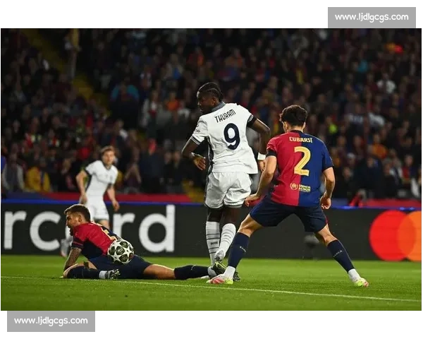 B 费摊牌!利雅得 1 亿挖角曼联核心,巅峰期拒绝陪太子读书 B 费摊牌!利雅得 1 亿挖角曼联核心,巅峰期拒绝陪太子读书