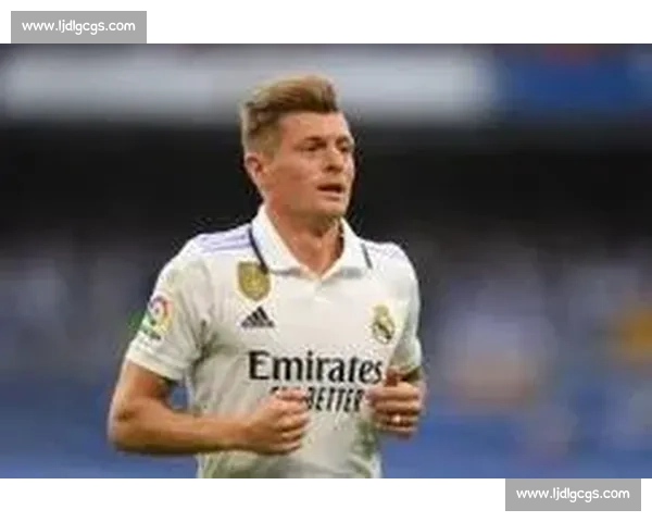 高薪球员的职业精神拷问:世俱杯争议背后的金钱与责任 高薪球员的职业精神拷问:世俱杯争议背后的金钱与责任