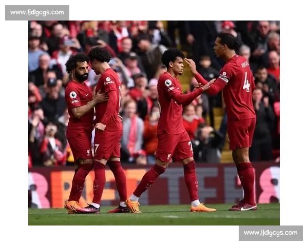 希勒盛赞谢什科:新哈兰德英超潜力无限,曼联纽卡争夺天才锋霸