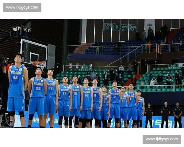 福建浔兴男篮俱乐部杯火力全开 高效进攻彰显新赛季潜力 福建浔兴男篮俱乐部杯火力全开 高效进攻彰显新赛季潜力