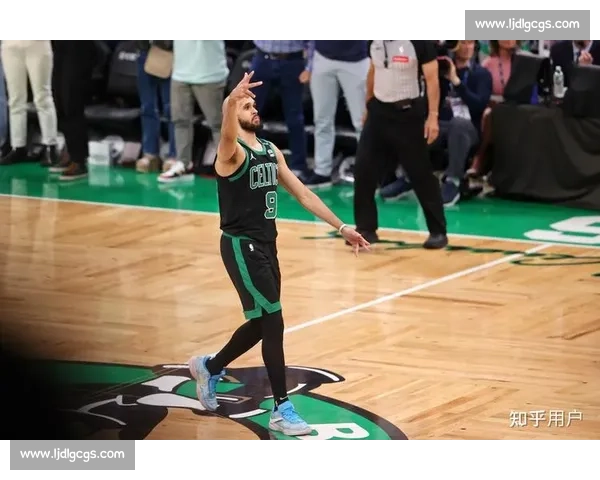 凯尔特人力克骑士迎来五连胜 战术调整助力防守稳固进攻高效 凯尔特人力克骑士迎来五连胜 战术调整助力防守稳固进攻高效