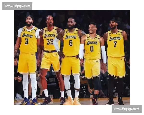 湖人对决热火前瞻分析阵容对位走势与胜负关键解读战术看点与预测