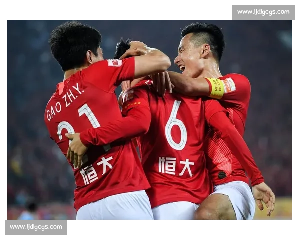 恒大与鲁能巅峰对决中超豪门荣誉之战焦点全解析赛季走势关键节点深度观察 恒大与鲁能巅峰对决中超豪门荣誉之战焦点全解析赛季走势关键节点深度观察