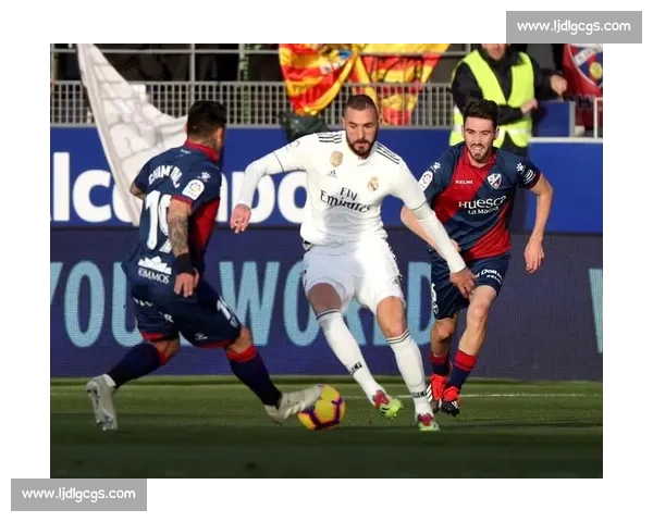 皇马迎战韦斯卡冲击三分齐达内排兵布阵看点解析西甲焦点之战前瞻 皇马迎战韦斯卡冲击三分齐达内排兵布阵看点解析西甲焦点之战前瞻